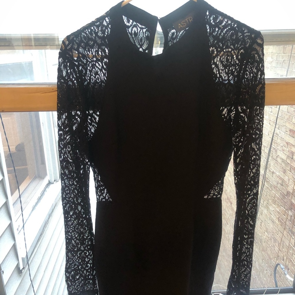 Black lace long sleeve ASTR dress